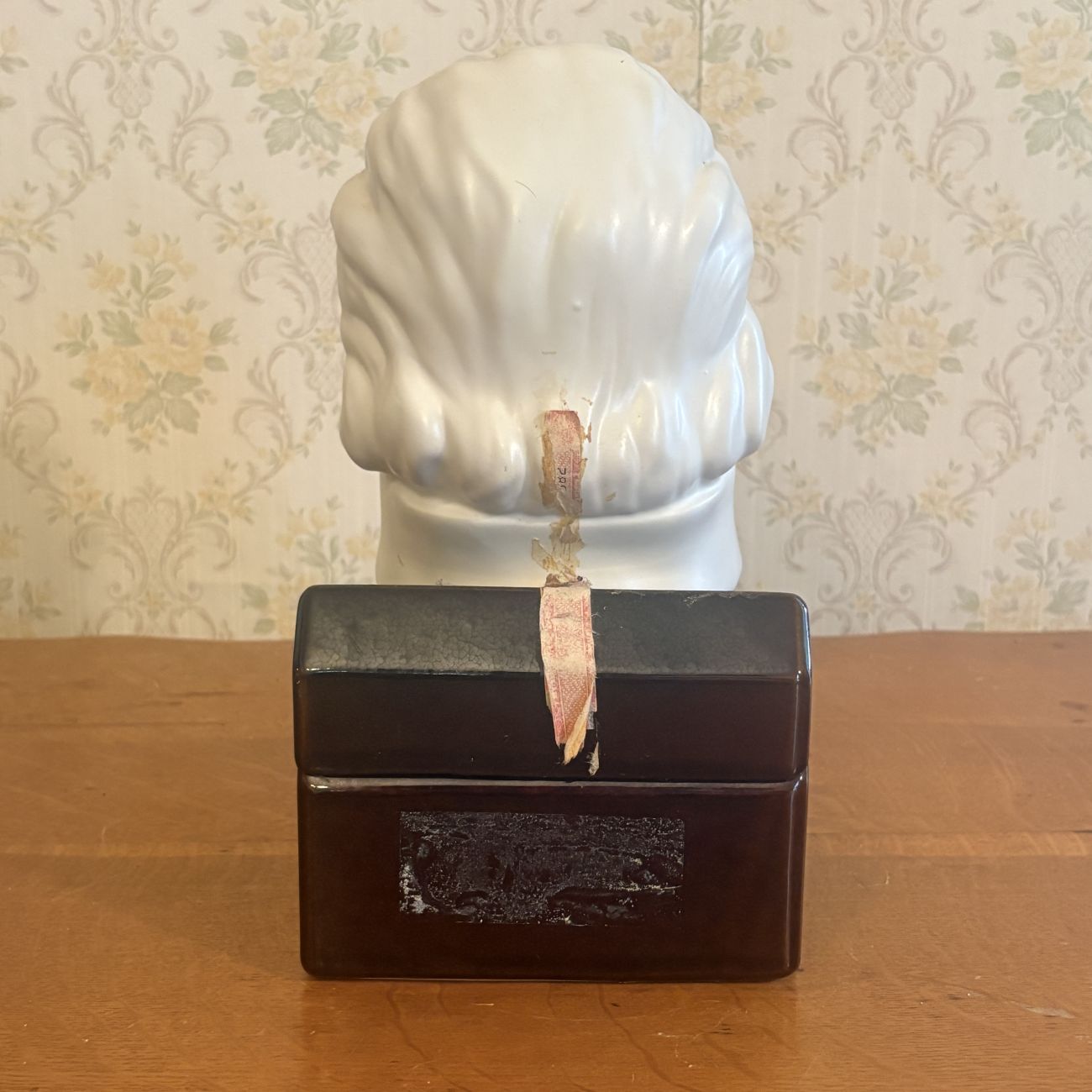 Elvis Presley Commemorative Ceramic Whiskey Decanter 1935-1977