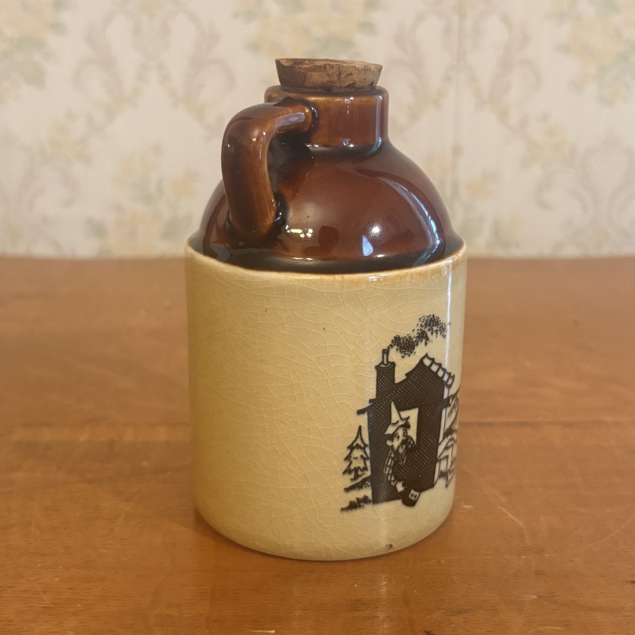 Kentucky Hillbilly Country Ceramic Souvenir Moonshine Jug