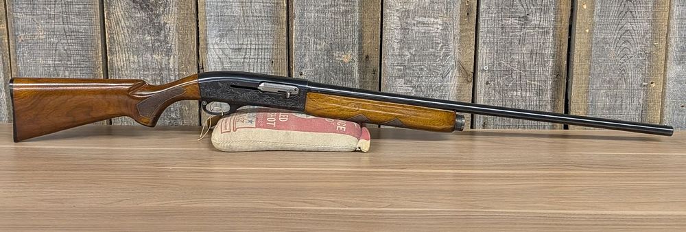 Lot 157: Remington Sportsman-58 Semi-Automatic Shotgun 16 Gauge with 26 Inch Barrel