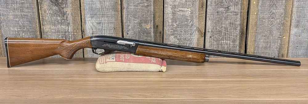 Lot 158: Remington Model 1100 LT-20 Semi-Automatic Shotgun 20 Gauge with 25.5 Inch Barrel