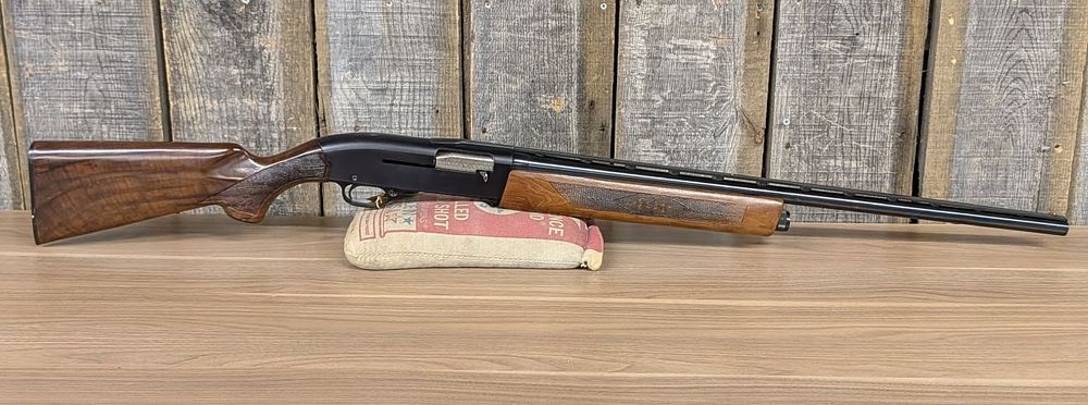 Lot 159: Winchester Model 1400 MK II Semi-Automatic Shotgun 20 Gauge with 28 Inch Barrel