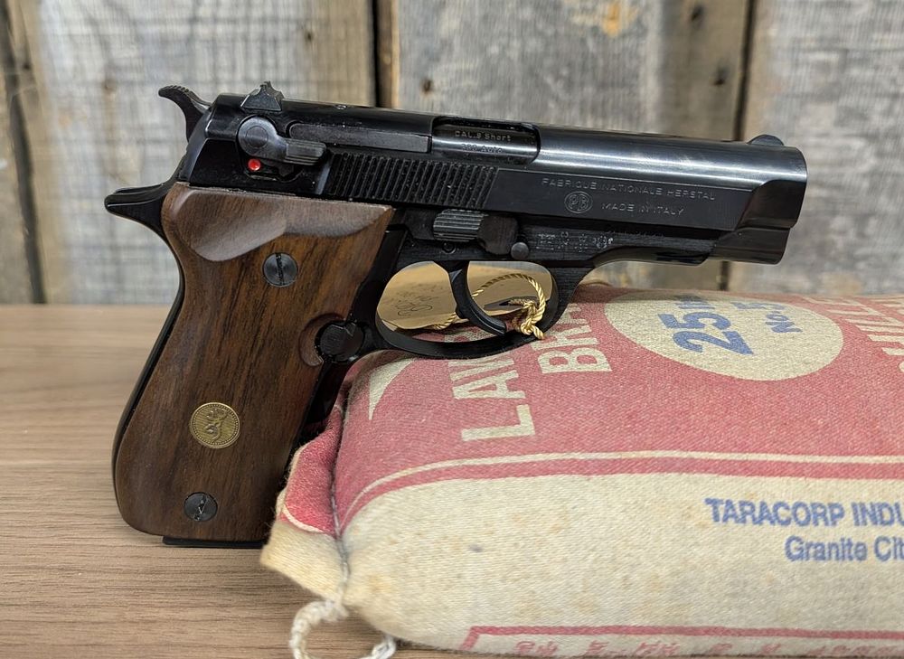 Lot 166: Browning BDA-380 Semi-Automatic Pistol .380 Auto with 3.8 Inch Barrel