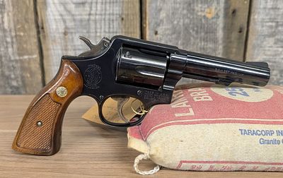Smith & Wesson Model 13-2 Double Action Revolver .357 Magnum with 4 Inch Barrel. This Smith & 