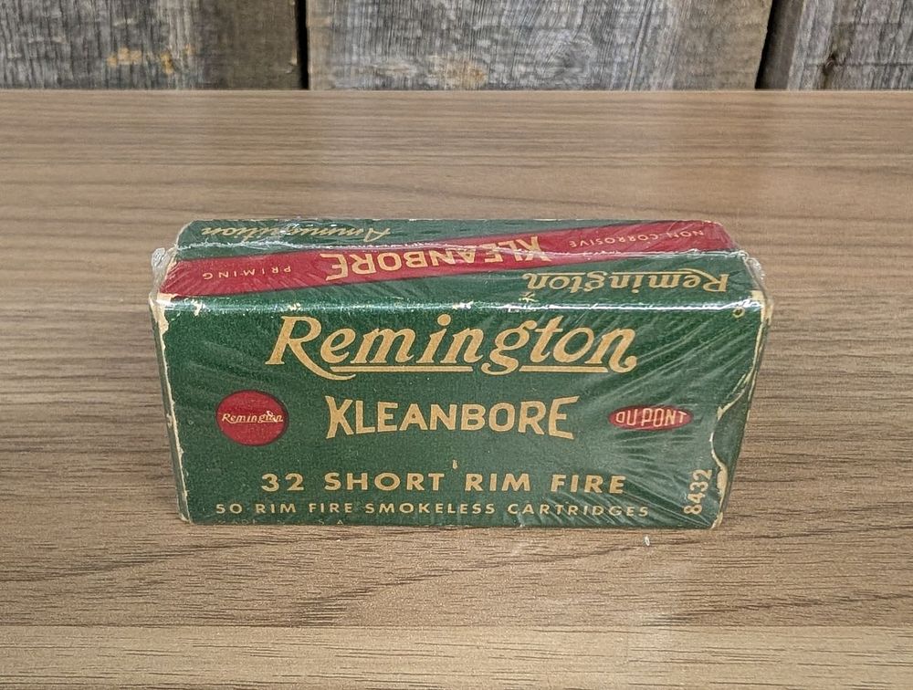 Lot 178: Remington Kleanbore 32 Short Rim Fire Ammunition