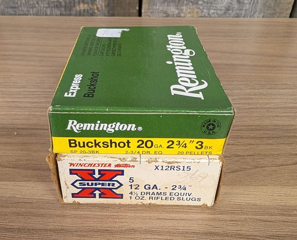 Lot 190: A Lot of 10 Winchester and Remington 12 Gauge and 20 Gauge Shotgun Shells