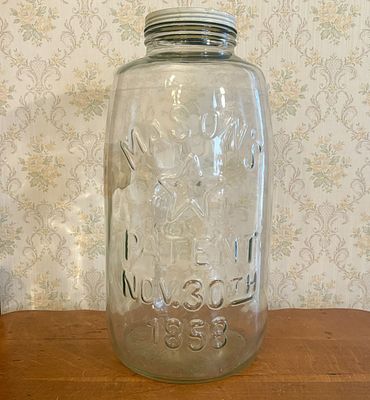 Giant Aunt Jane's 4 Gallon Eagle and Star Mason Glass Pickle Jar. This clear glass oversized jar 