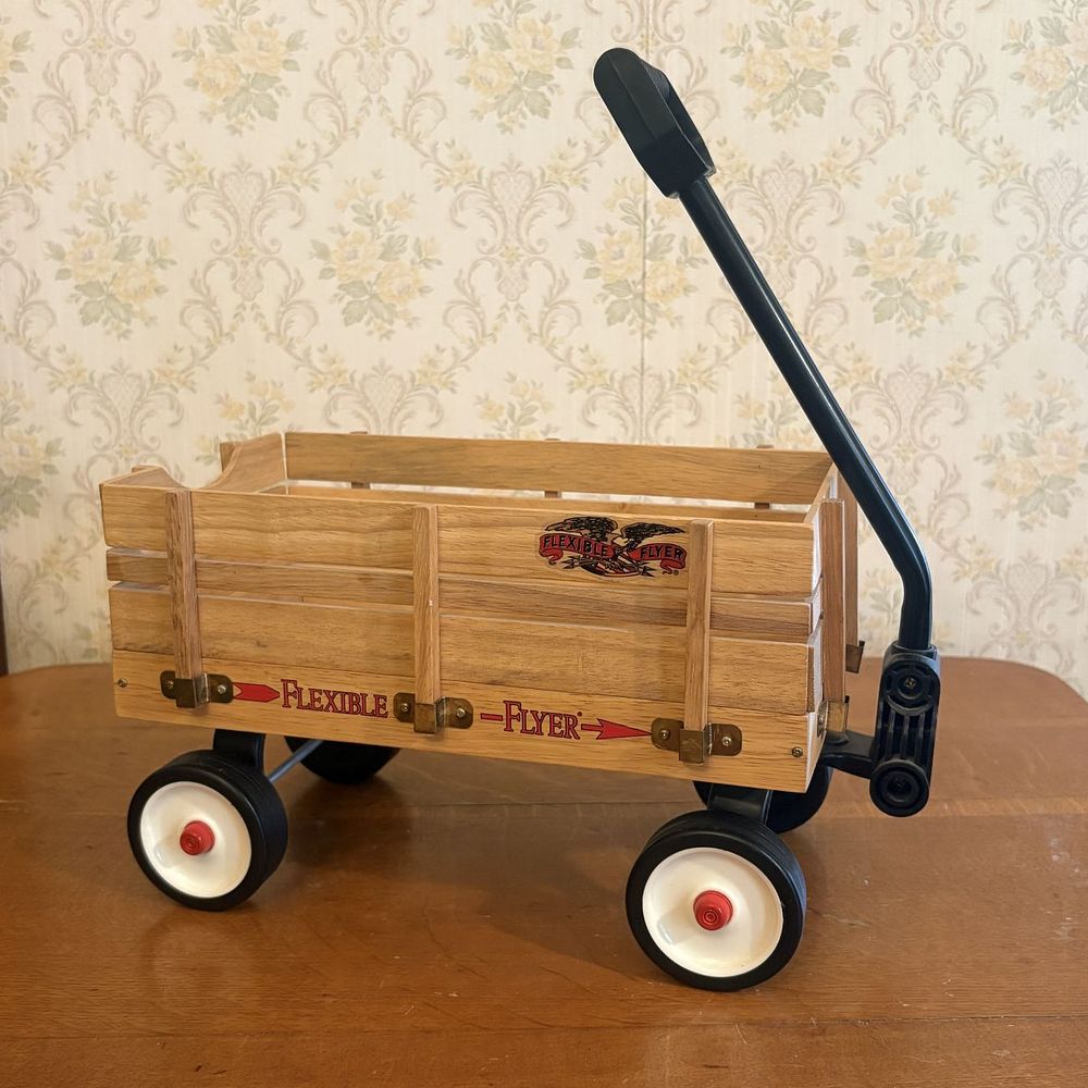 Lot 264: Flexible Flyer Miniature Wooden Stake Side Toy Wagon