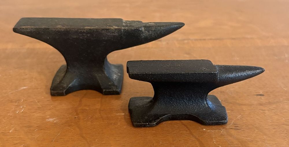 Lot 289: A Pair of Vintage Cast Iron Miniature Bench Anvils