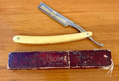 Simmons Hardware Co. Keen Kutter K746 Hollow Ground Straight Razor with Progress Razor Box. A 
