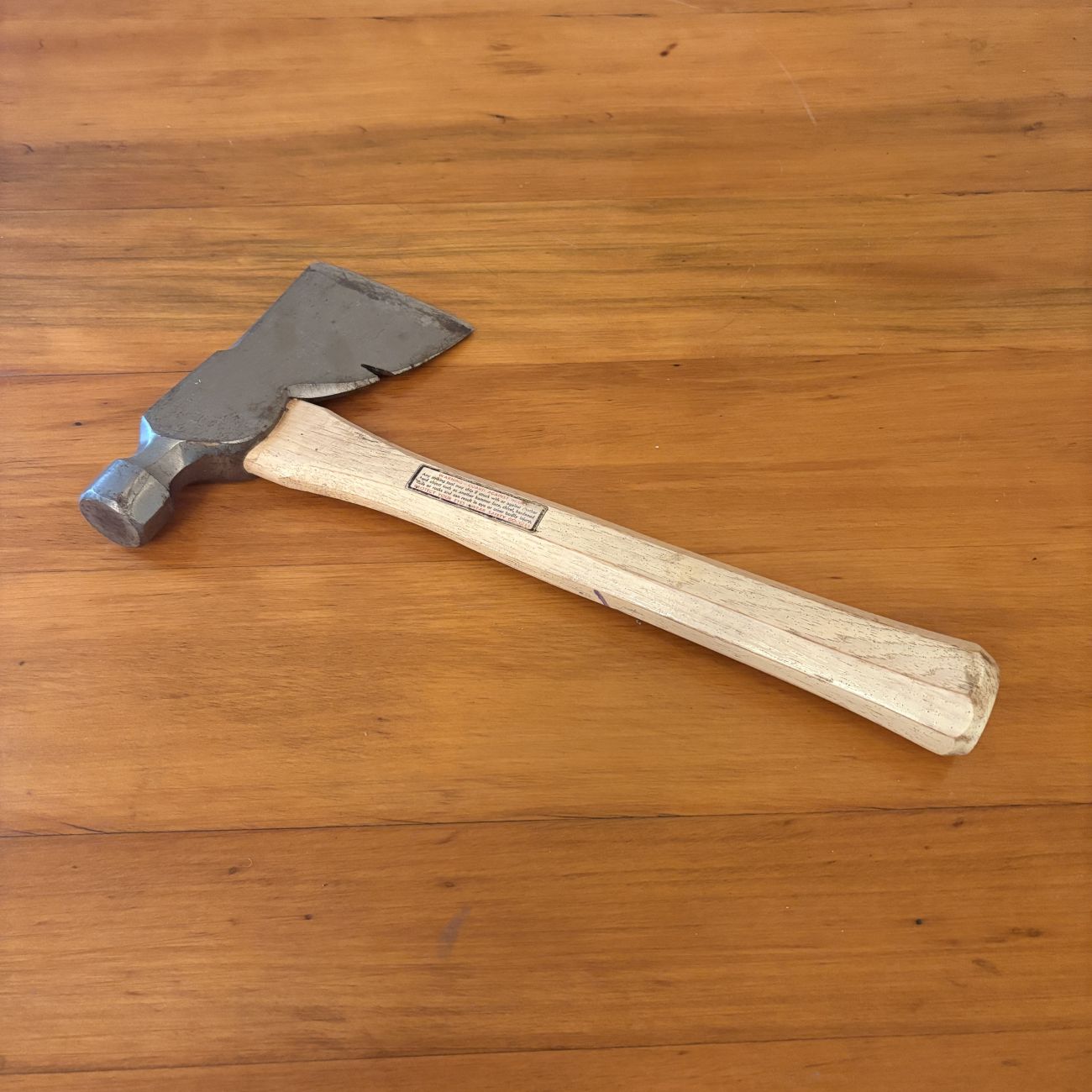 Belknap Blue Grass Carpenter Half Hatchet