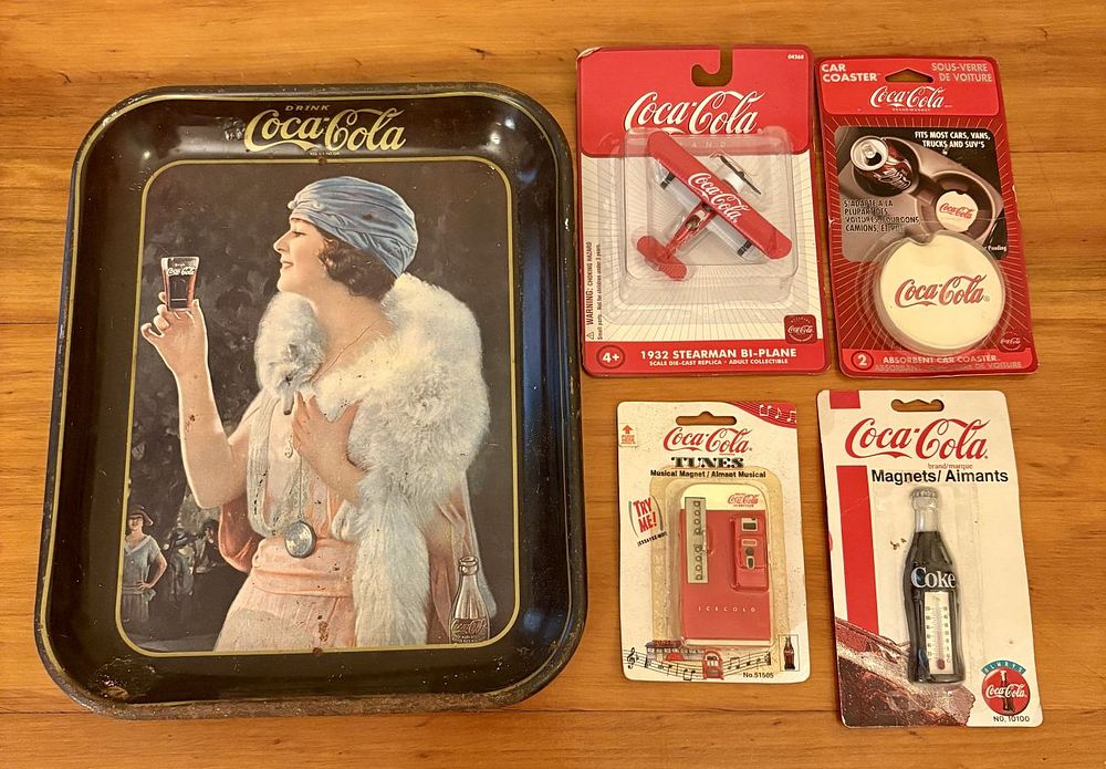 Lot 385: A Collection of Coca-Cola Advertising Memorabilia Including a Metal Serving Tray and Four Packaged Accessories