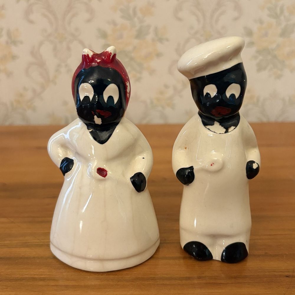 Lot 403: A Pair of Mid-Twentieth Century Ceramic Black Americana Kitchen Figurines