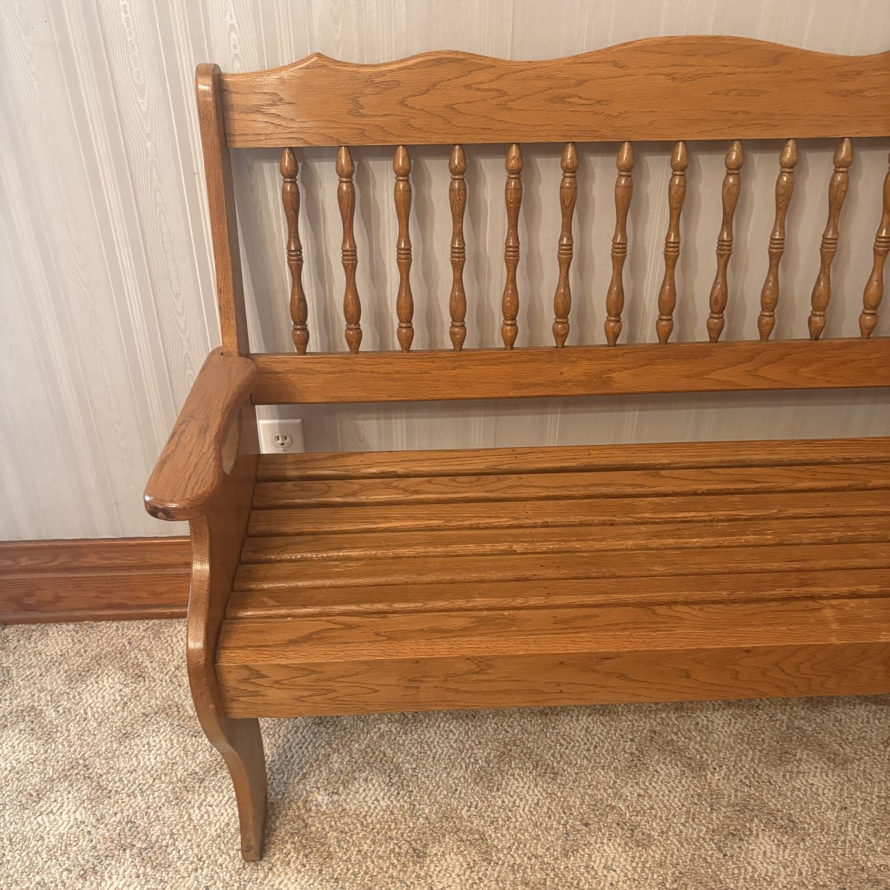 American Spindle Back Oak Settle Bench