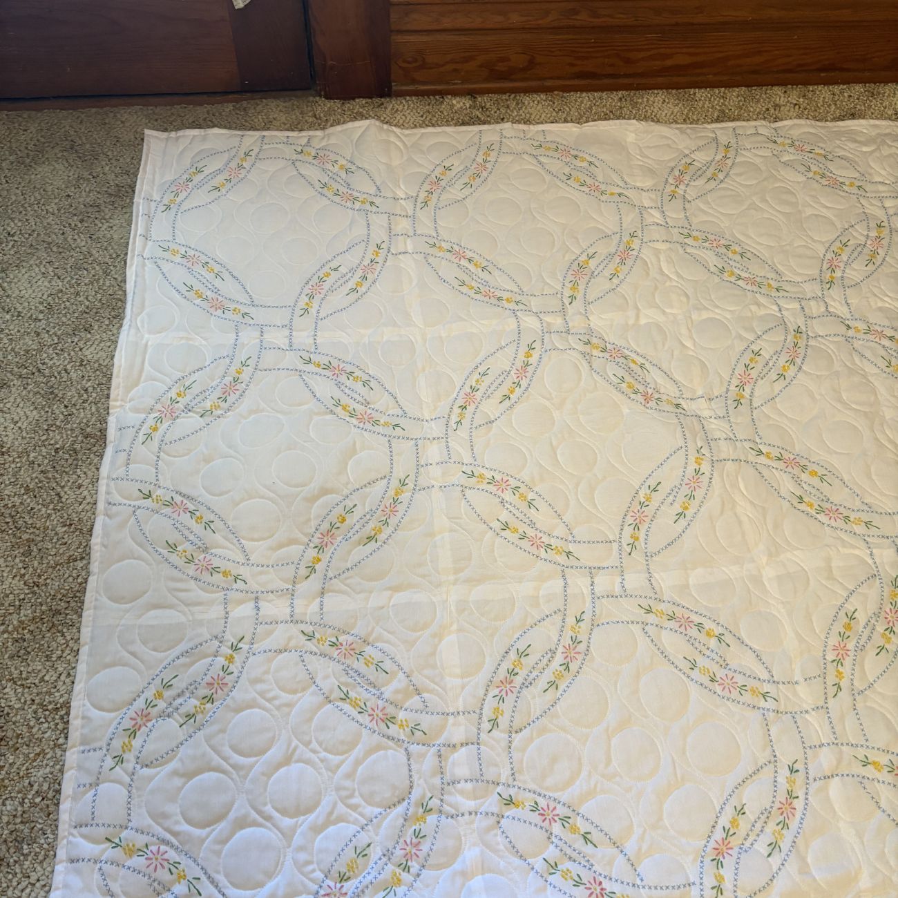 Hand Embroidered and Machine Quilted Double Wedding Ring Pattern Bedspread