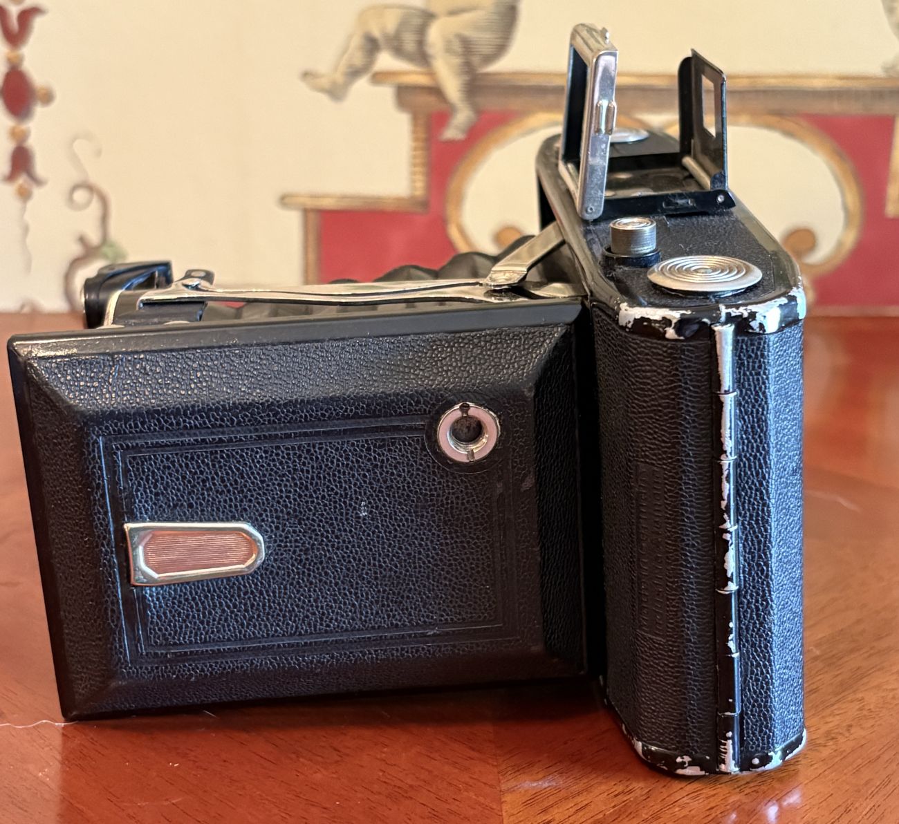 Zeiss Ikon Nettar 515/2 Medium Format Folding Bellows Camera and Leather Case