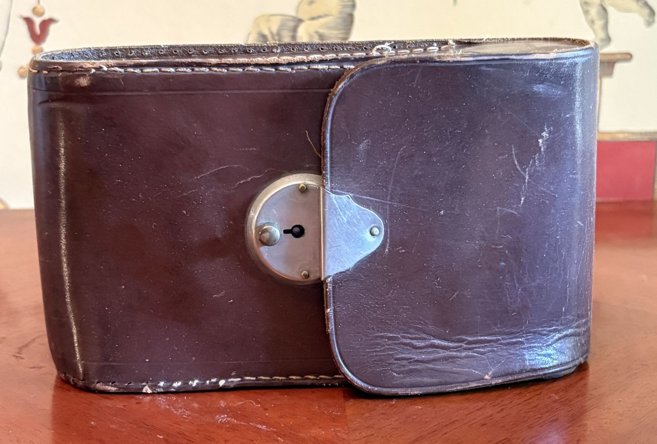 Zeiss Ikon Nettar 515/2 Medium Format Folding Bellows Camera and Leather Case