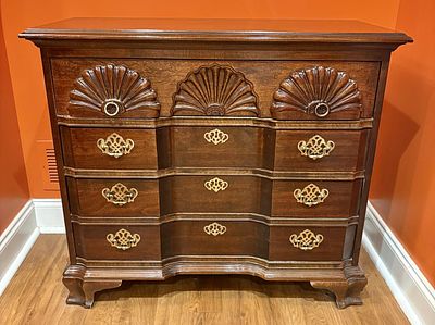 American Drew Blockfront Cherry Bachelor Chest of Drawers. FOR PICK UP OR TRANSPORT ONLY, WILL 