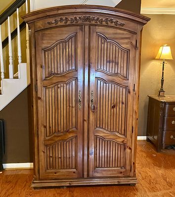 French Provincial Style Pine Two Door Media Armoire. FOR PICK UP OR TRANSPORT ONLY, WILL NOT 