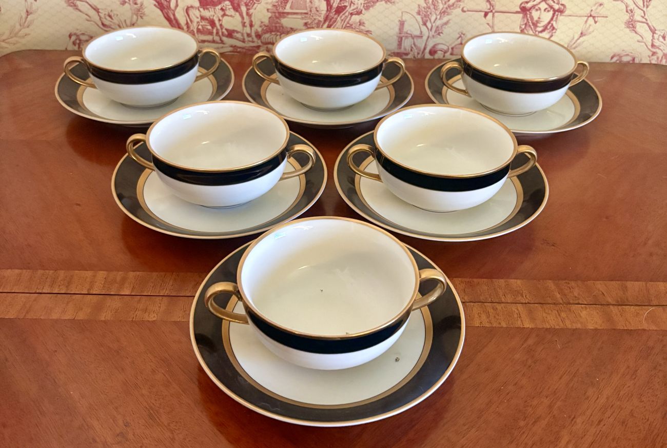 Set of Six Fitz and Floyd Porcelain Renaissance Pattern Cream Soup Bowls and Underplates
