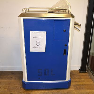 EMERGENCY CABINET FOR MEDICAL GASES AND AIR, O2, VACUUM SUCTION (SOL GROUP, ITALY). • This 