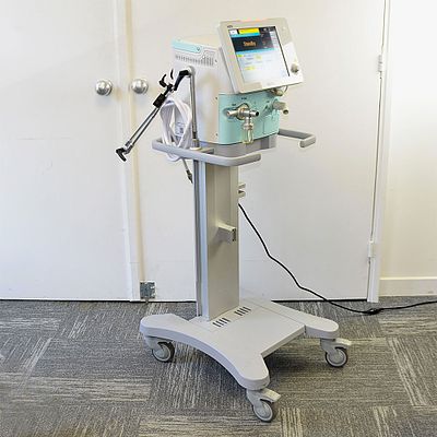 AEONMED VG70 RESUSCITATIVE AND INTENSIVE CARE VENTILATOR. With unique, autoclavable, metal-based 