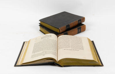 Sefer Hazohar. Zolkiew edition. With Approbation from the Rabbi of Tzanz, Rabbi Chaim Halberstam. 