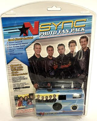 NSYNC Boy Band Fan Pack with Autographed Photo. Items/Description:Official NSYNC Photo Fan Pack 