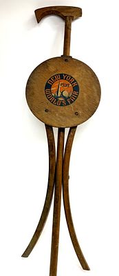 1939 NY World's Fair "Kan-O-Seat" Cane Seat. Item/Description: The 1939 New York World's Fair 