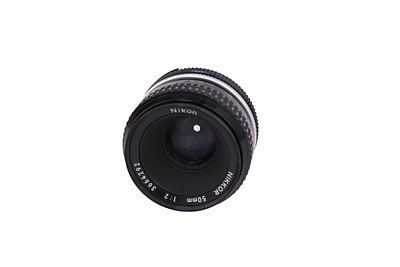 Nikon Nikkor 50mm f/2 Manual Focus Lens. Item/Description: Nikon Nikkor 50mm f/2 manual focus 