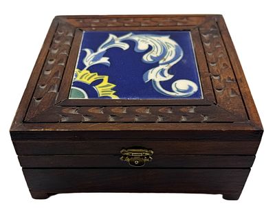 Mexican Talavera Tile & Wood Trinket Box. Item/Description: Mexican hand-carved dark wood 