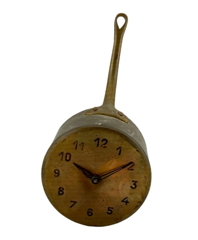 Vintage French Novelty Saucepan Kitchen Wall Clock. Item/Description: Novelty kitchen wall clock 