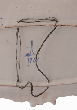 Antico Savona Platter, Lanterna Mark