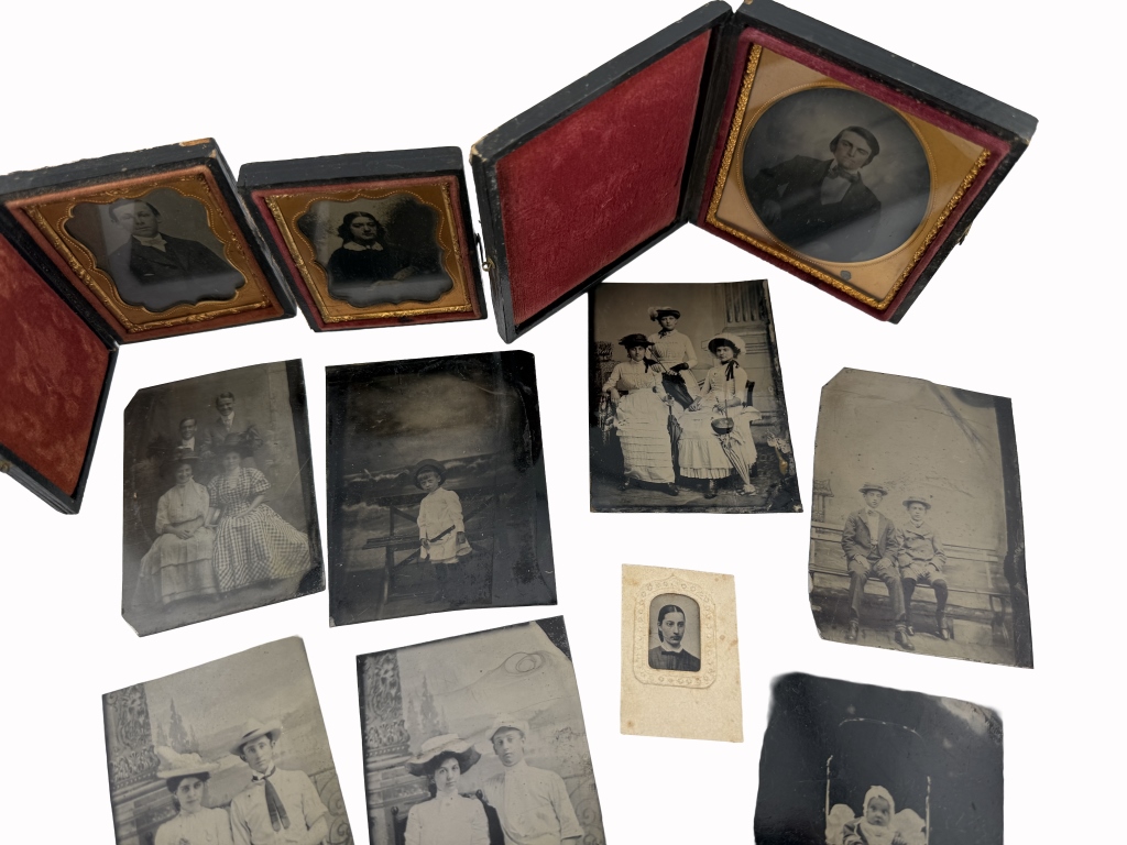 Antique Victorian Photographs & Tintypes