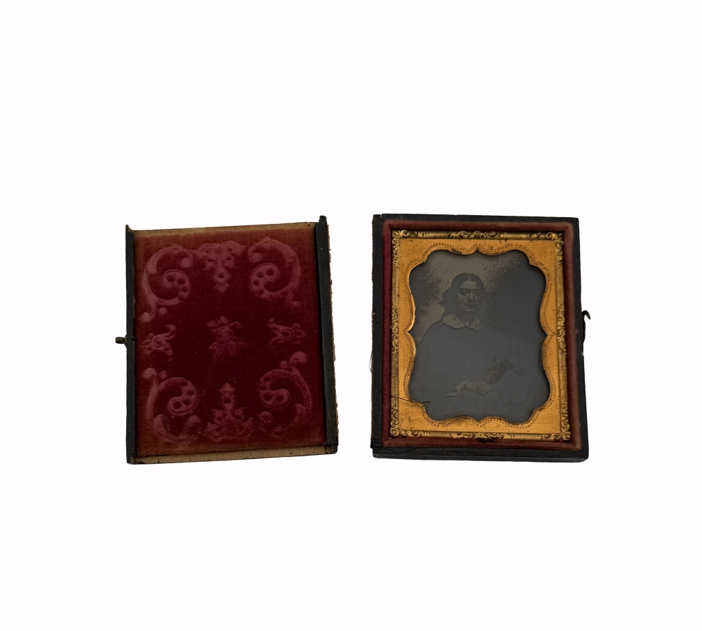 Antique Victorian Photographs & Tintypes