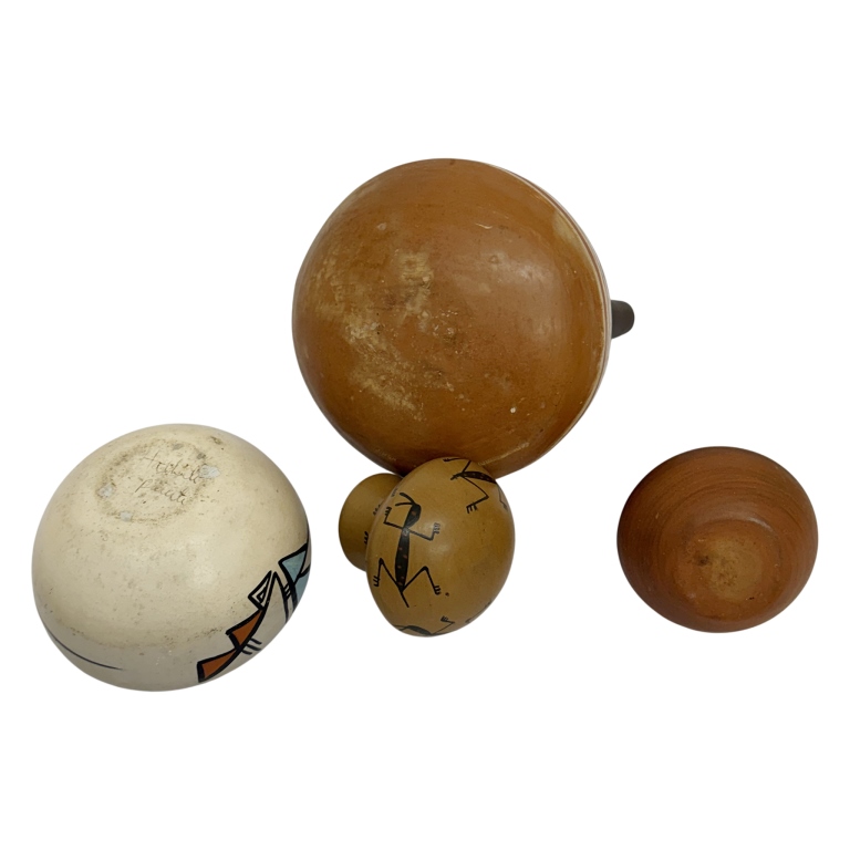 Indigenous American Art Pottery Grouping, Dine