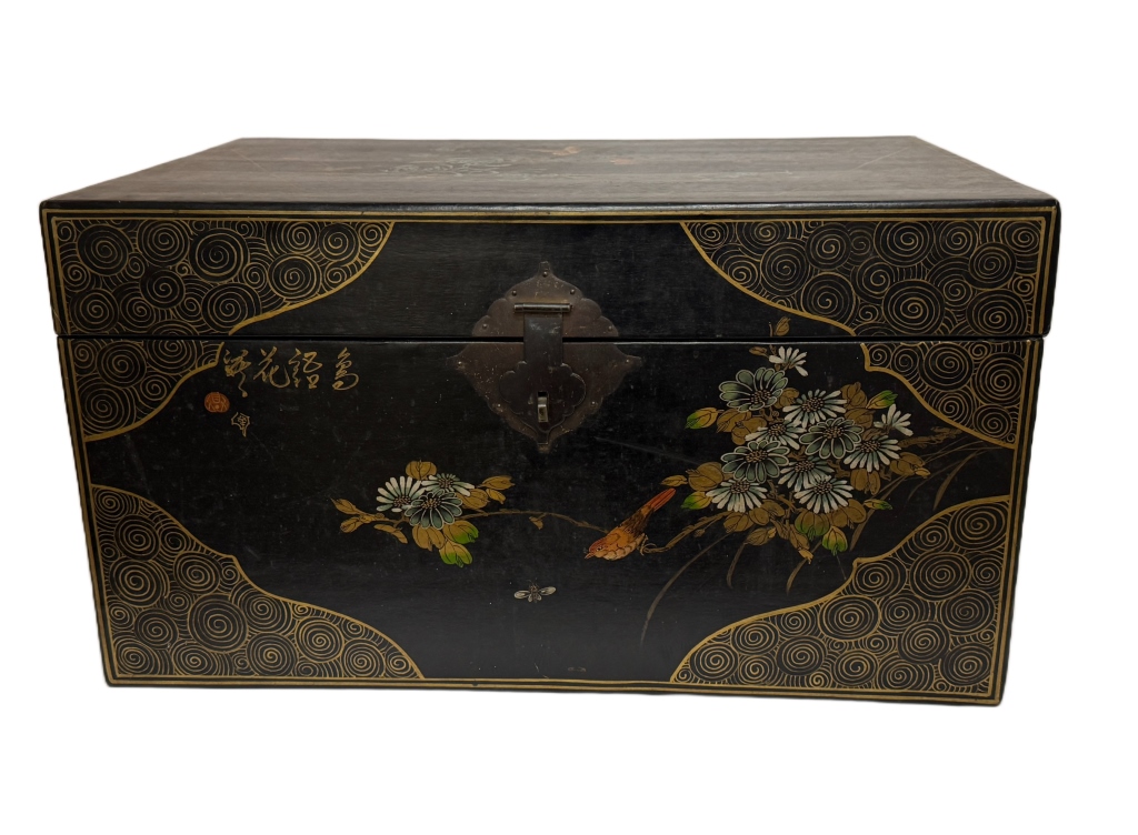 Chinoiserie Black Lacquer Chinese Chest