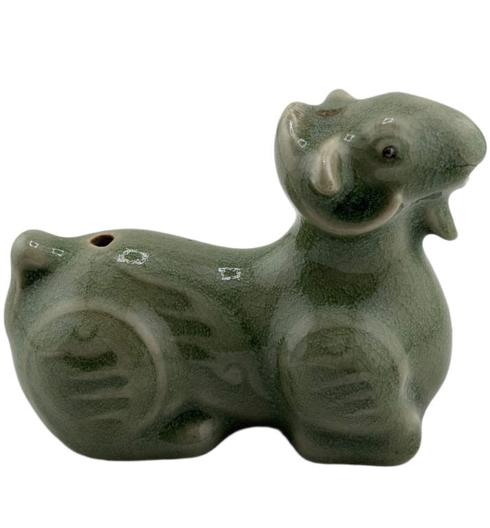 Celadon Crackle-Glazed Ram Water Dropper