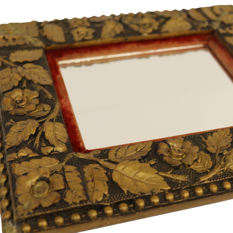 European Hand-Carved Gilded Oak Wall Mirror
