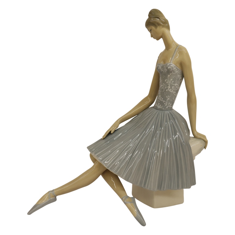 Lladro "Waiting Backstage" Ballerina Figurine