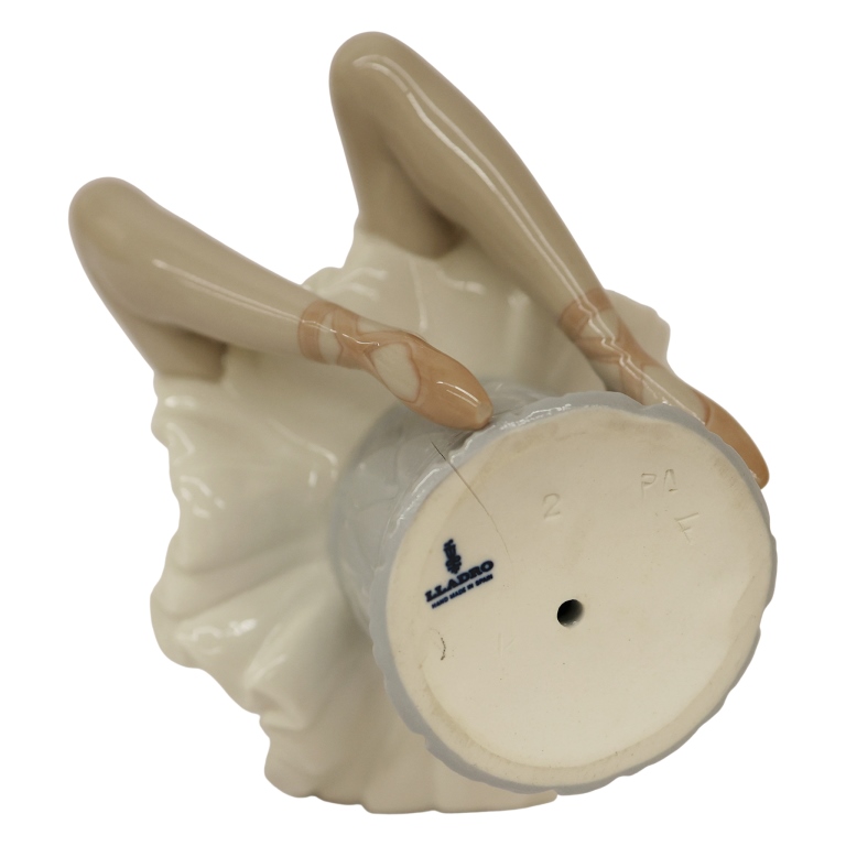 Lladro "Laura Ballerina" Figurine