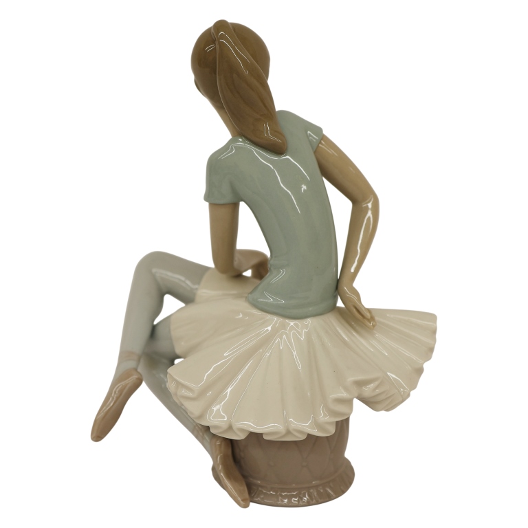 Lladro "Julia" Ballerina Porcelain Figurine