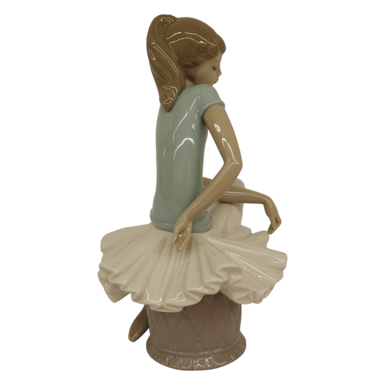 Lladro "Julia" Ballerina Porcelain Figurine