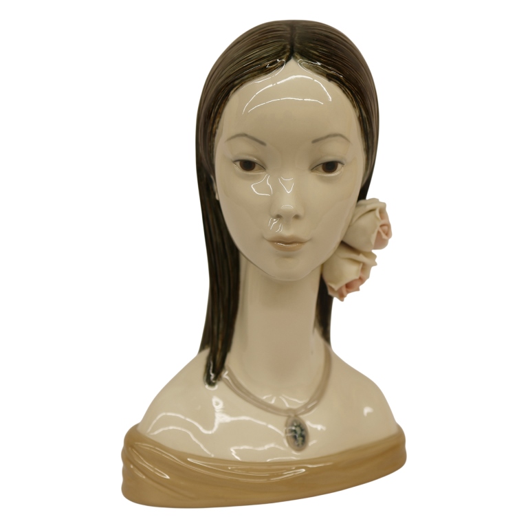 Lladro Porcelain "Maja Head" Bust Figurine