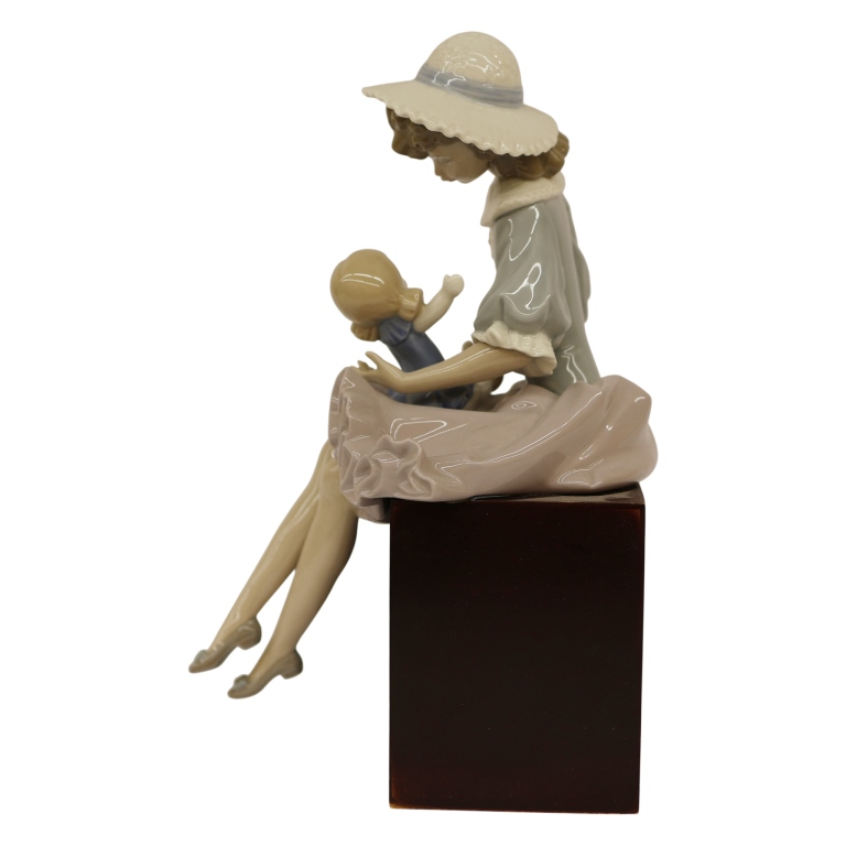 Lladro "Debbie and Her Doll" Porcelain Figurine