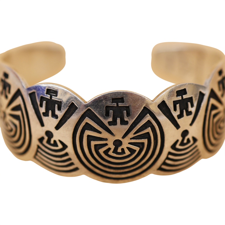 Sterling Fernando Puhuhefvaya Man in Maze Cuff