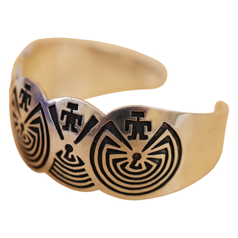 Sterling Fernando Puhuhefvaya Man in Maze Cuff