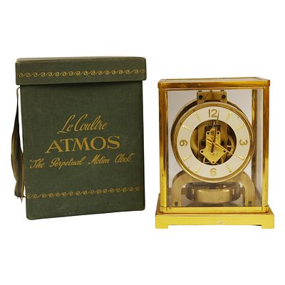 Jaeger-LeCoultre Atmos Century Caliber 528 Clock. Item/Description: Swiss perpetual motion 