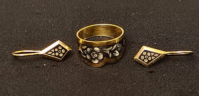 Kubachi סט תכשיטים טבעת וזוג עגילים רוסיים ניילו כסף 925 חתומים. Kubachi סט תכשיטים טבעת וזוג 