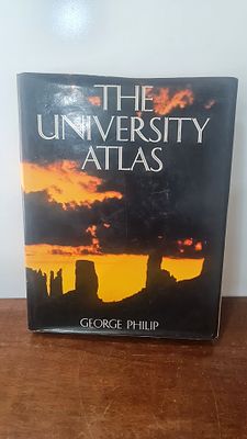 ספר The University Atlas אטלס גיאוגרפי היסטורי וקלאסי מאת ג'ורג' פיליפ. ספר The University 