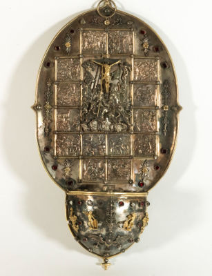 Exceptional Neo-Gothic Benditera in silver and gilded silver of Austrian Law from the end of 